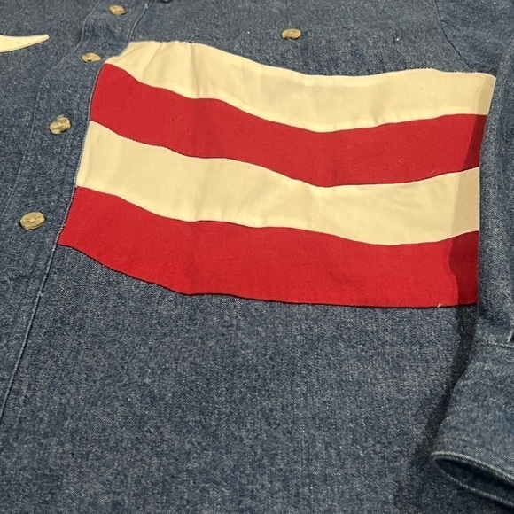 Men’s Large Wrangler Chambray Denim Western USA America Flag Vintage VTG Shirt - Picture 10 of 12